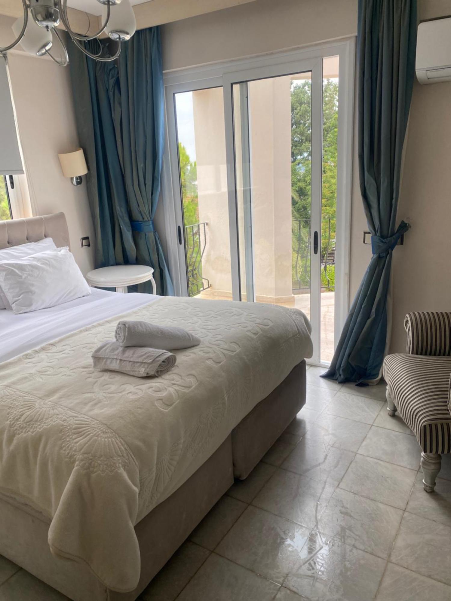 The Prince Inn Hotel & Villas Agios Georgios  Eksteriør bilde